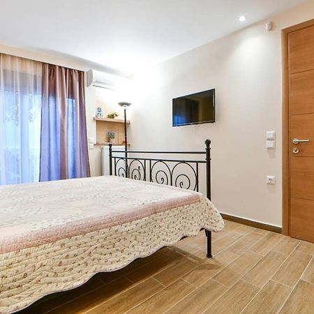 Modern Hospitality, With Private Garden, Athens Apartment ภายนอก รูปภาพ