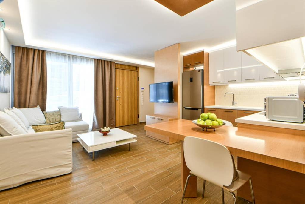 Modern Hospitality, With Private Garden, Athens Apartment ภายนอก รูปภาพ